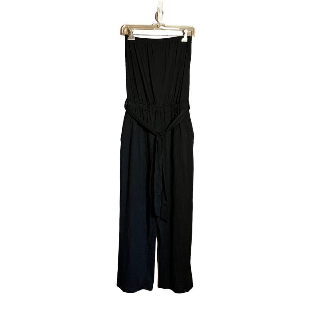 NWT! Zesica black strapless romper. Size medium‎
